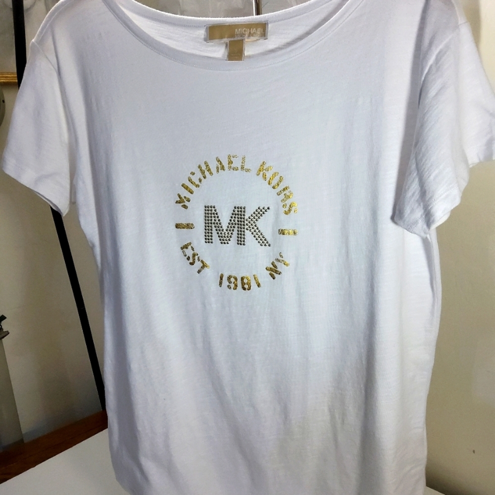 Michael kors white t shirt with gold logo on front, small, short sleve